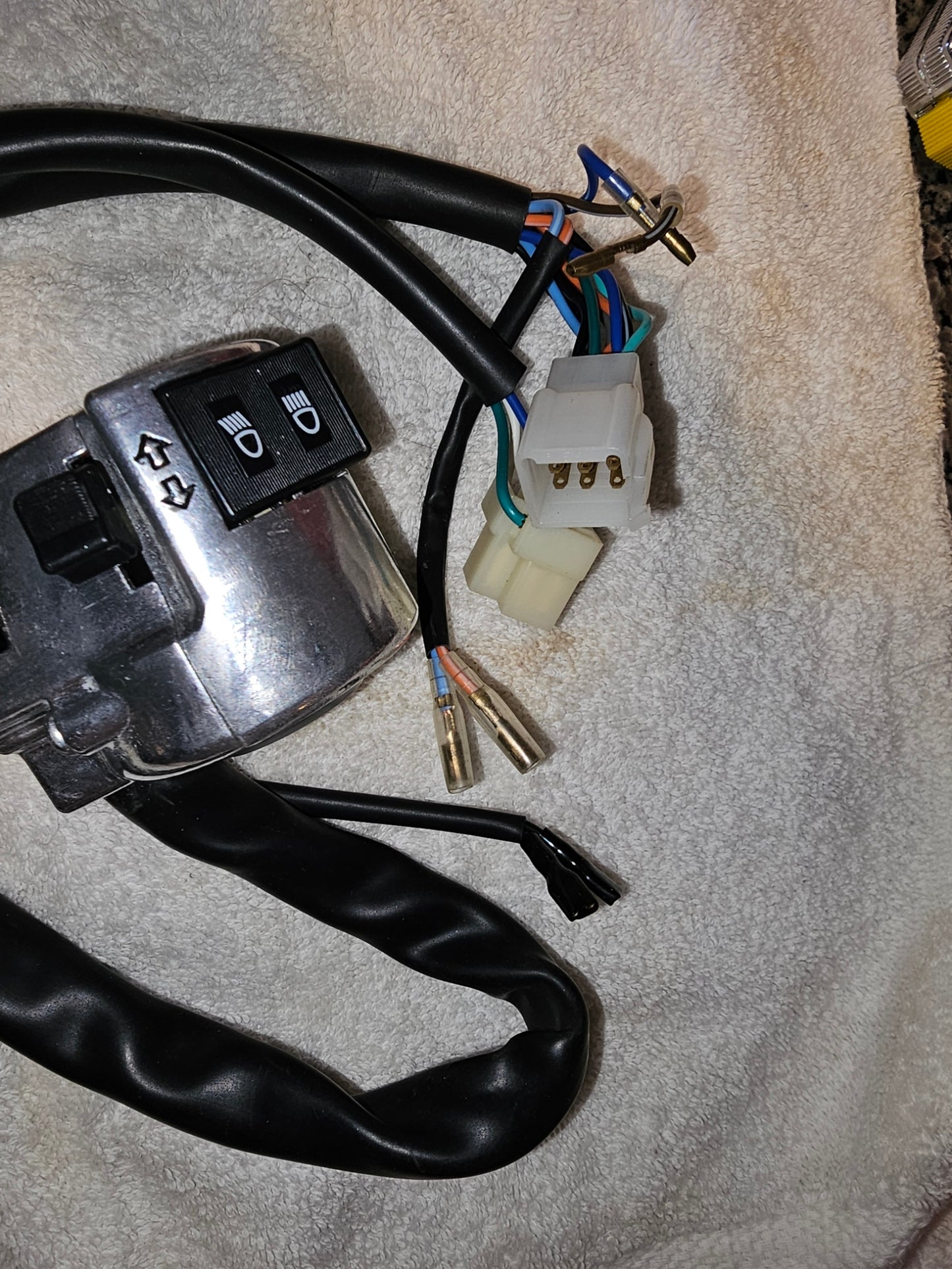 Motorcycle handlebar controls - Mati