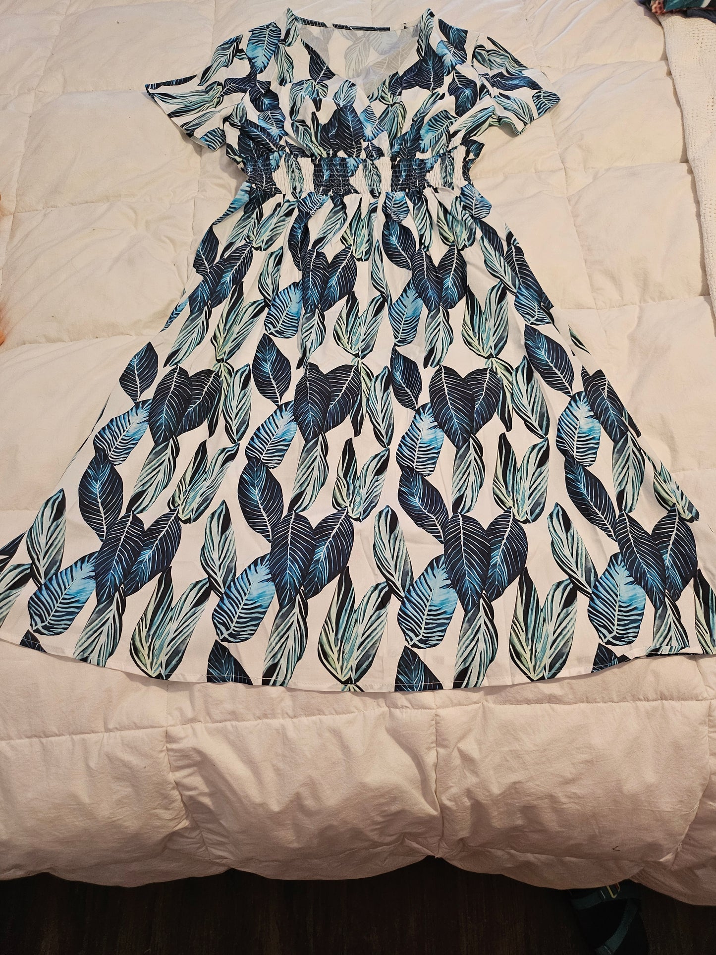Medium/large, lightweight, silky feel summer dress