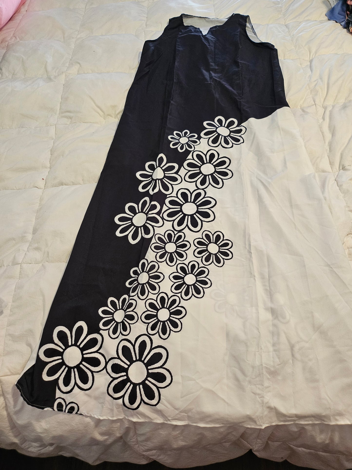 Large long summer black and white dress